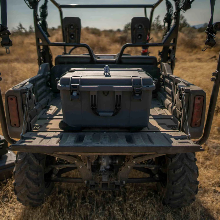 Nanuk 950 Wheeled Protective Case with Cubed Foam & Lid Foam - Graphite