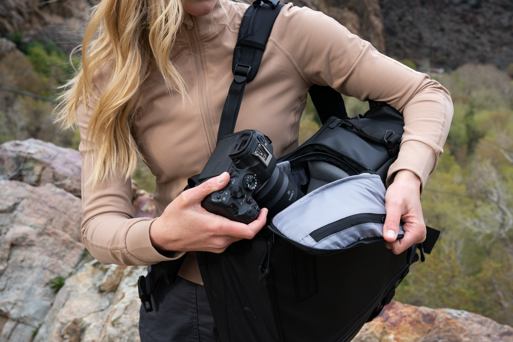 Wandrd PRVKE Photo Bundle 21L Backpack V4 - Black