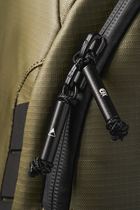 Nomatic McKinnon 25L Camera Backpack with Divider Kit - Ranger Green