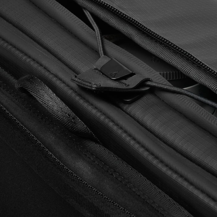 Nomatic McKinnon 13L Camera Messenger Bag - Black