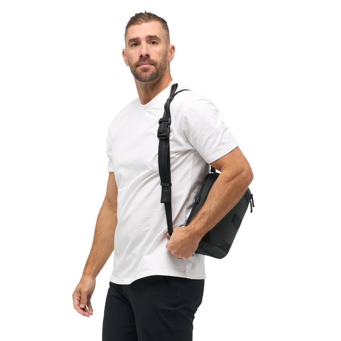 Nomatic McKinnon 5L Camera Sling - Black