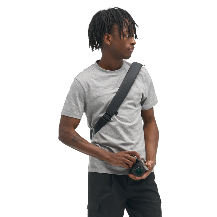 Nomatic McKinnon 8L Camera Sling - Black