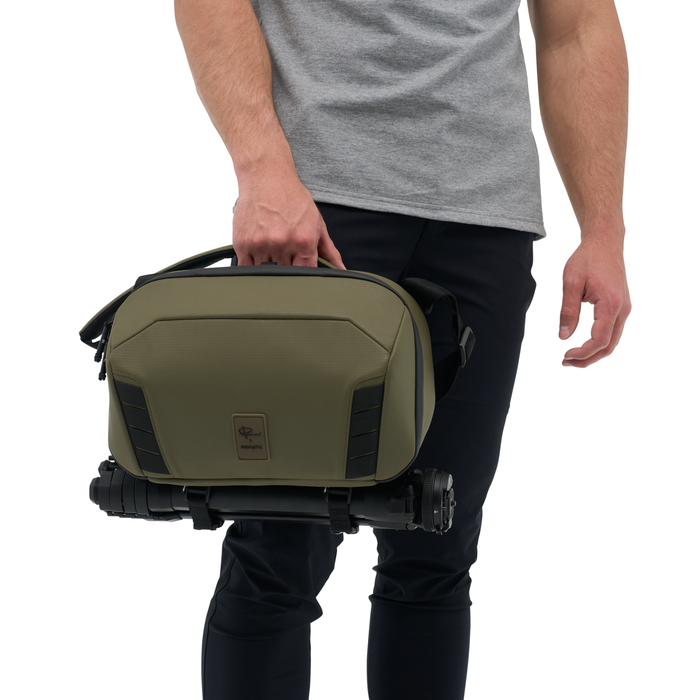 Nomatic McKinnon 8L Camera Sling - Ranger Green
