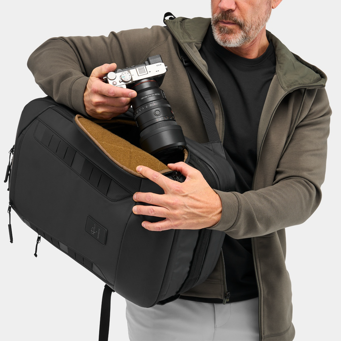 Nomatic McKinnon 35L V2 Camera Backpack - Black