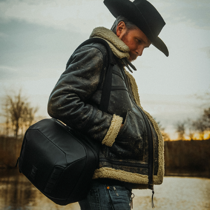 Nomatic McKinnon 13L Camera Messenger Bag - Black