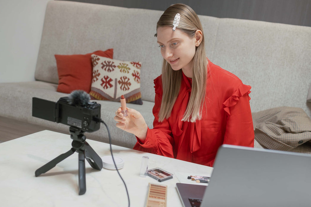 Canon PowerShot V1 Camera