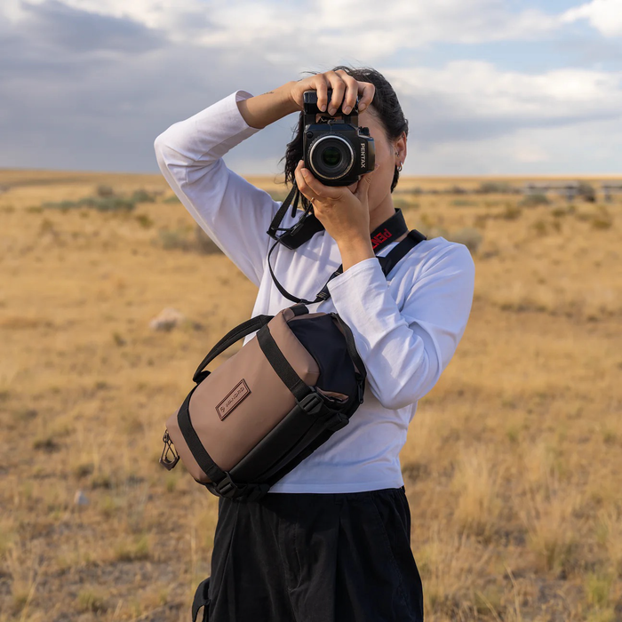 Wandrd Rogue 6L Sling V2 - Atacama Clay