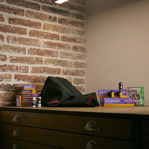 Domke X-Ray Film Guard Bag, Medium - Black