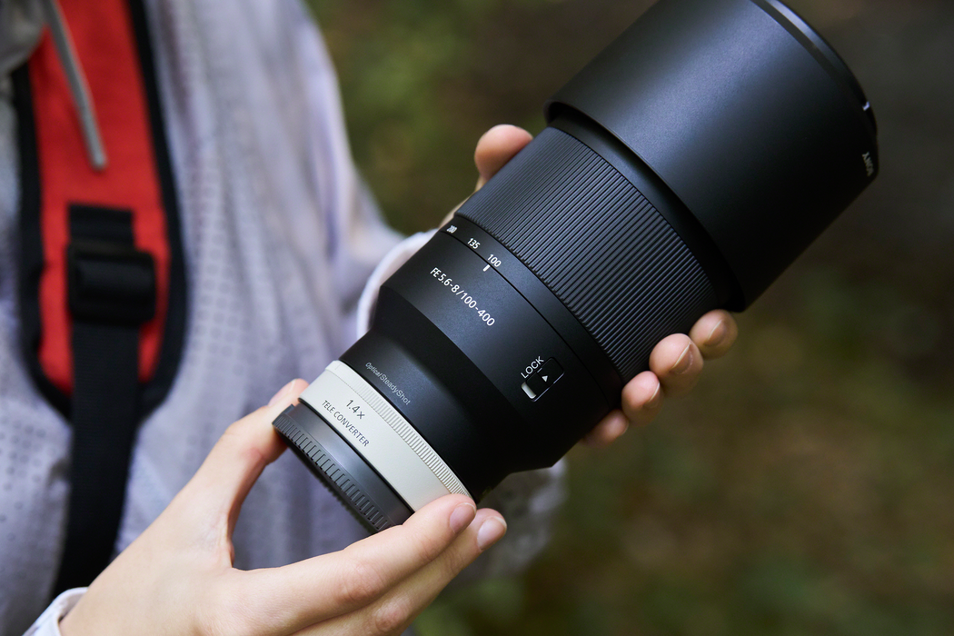 Sony FE 100-400mm f/5.6-8 OSS Lens