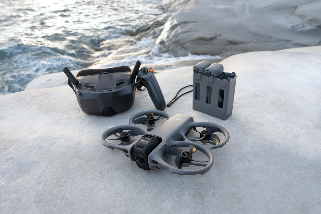 DJI Avata 360 Motion Fly More Combo with RC Motion 3 Controller & Goggles N3