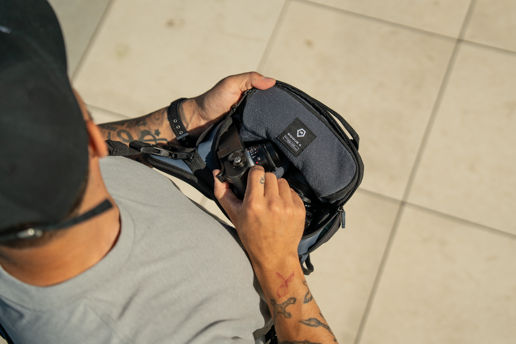 Wandrd Rogue 4L Sling V2 - Aegean Blue