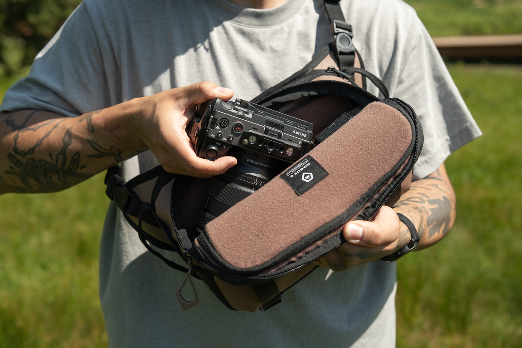 Wandrd Rogue 6L Sling V2 - Atacama Clay