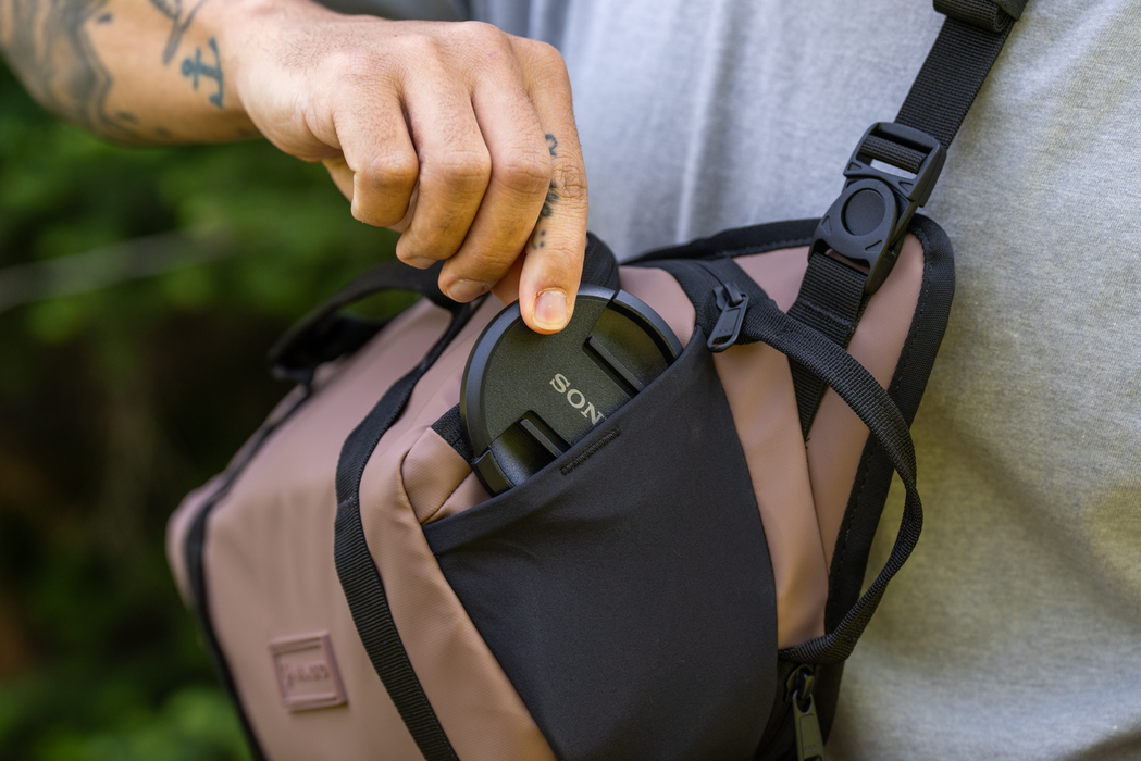 Wandrd Rogue 6L Sling V2 - Atacama Clay