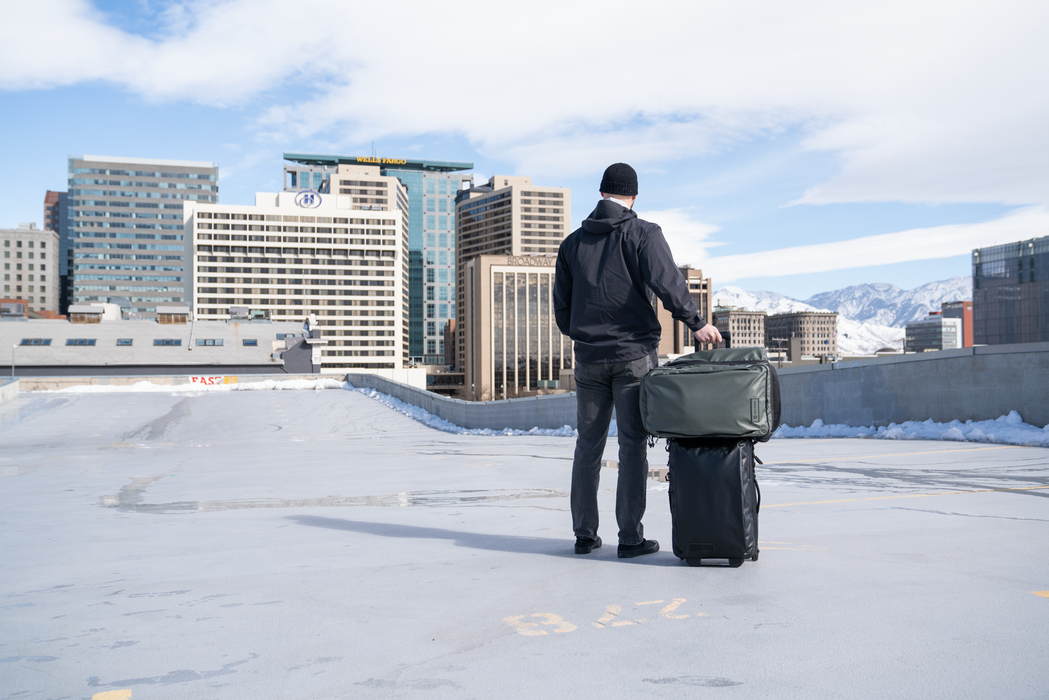 Wandrd Transit Travel 45L Backpack with Essential+ Camera Cube Bundle - Wasatch Green