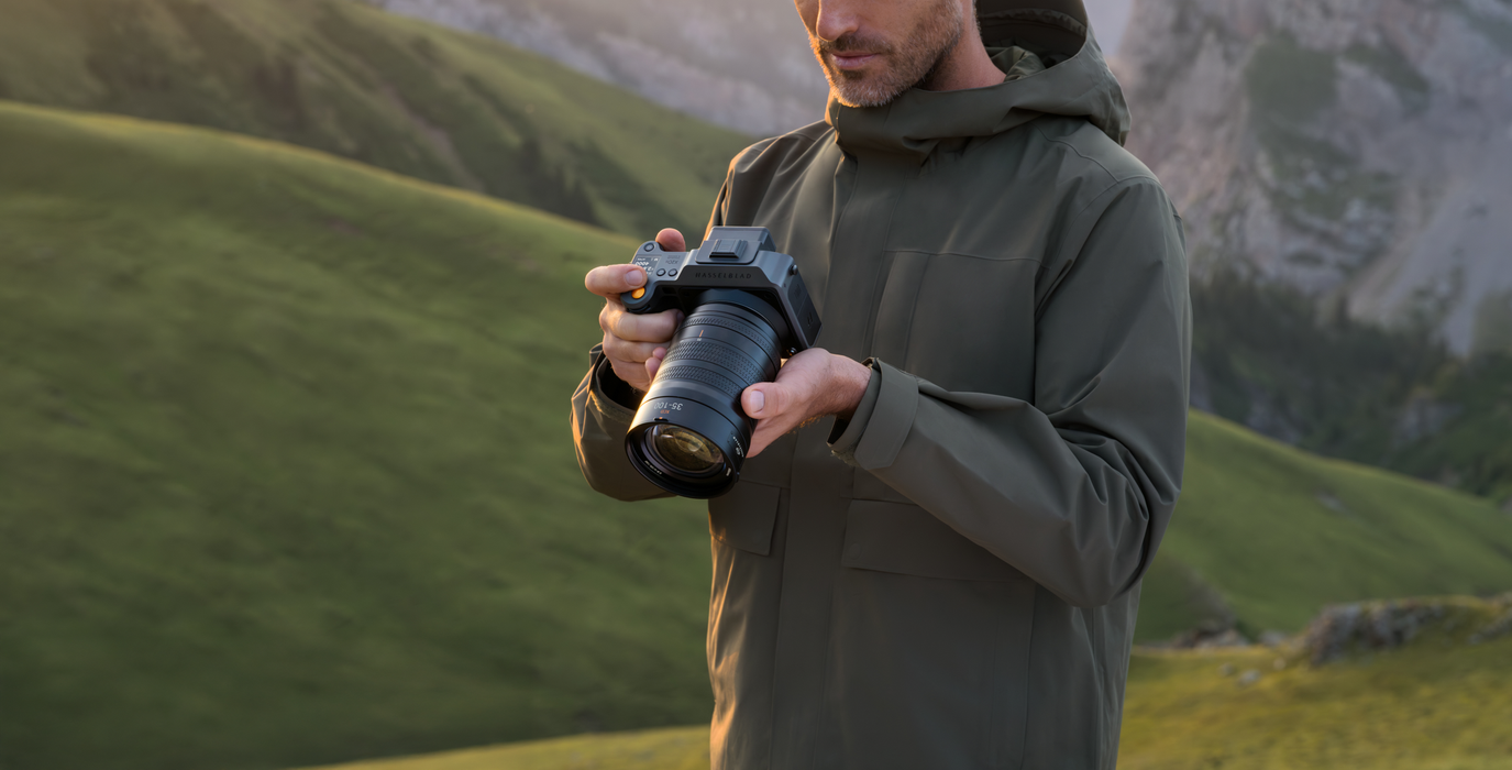 Hasselblad XCD 35-100E f/2.8-4 Lens