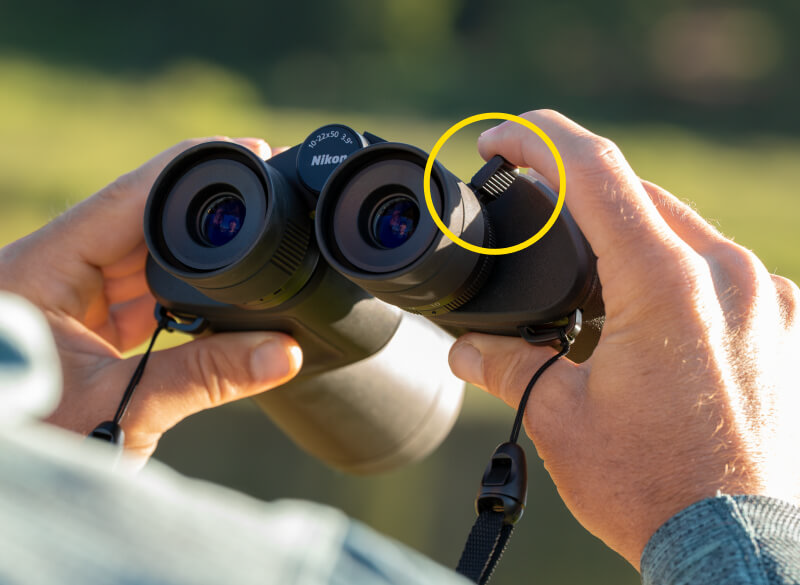 Nikon ACTION ZOOM 10-22x50 Binoculars