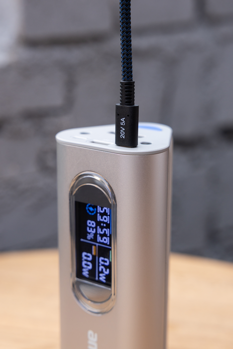 Amaran Peak 86.4Wh Portable Battery Grip