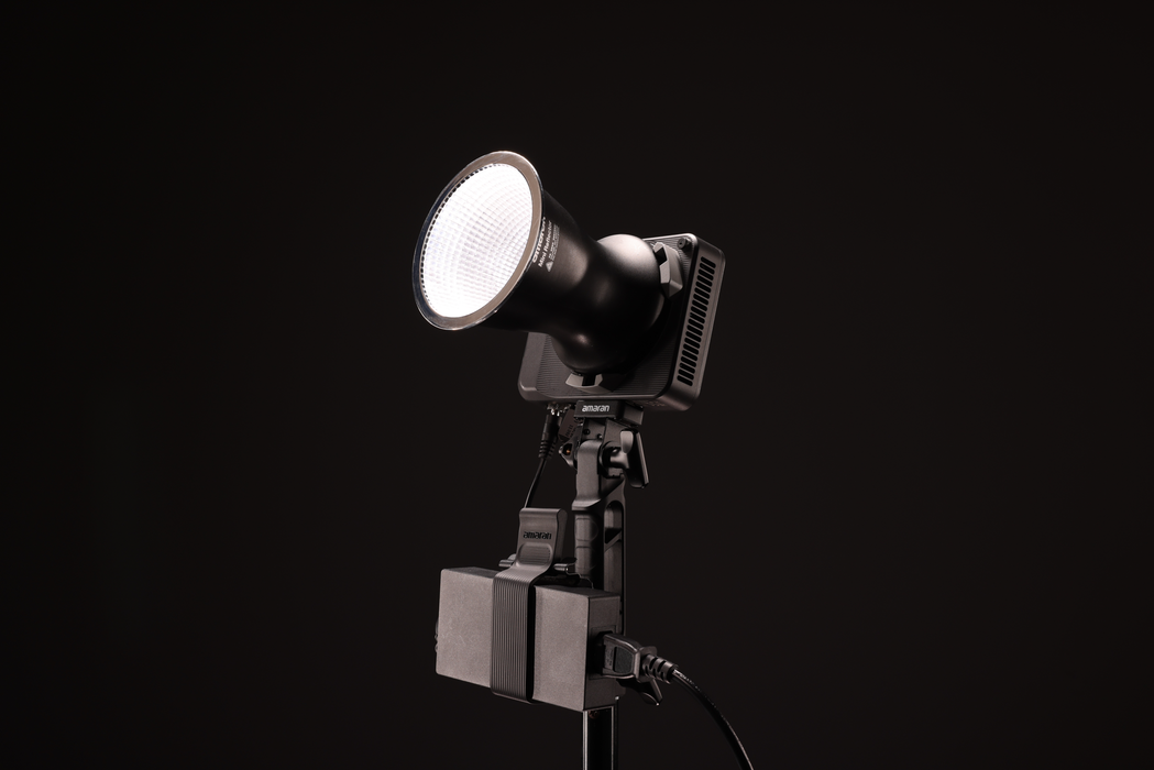 Amaran Ray 120c Compact RGB LED Light All-in-One Creator Kit Amaran Ray 120c Compact RGB LED Light All-in-One Creator Kit
