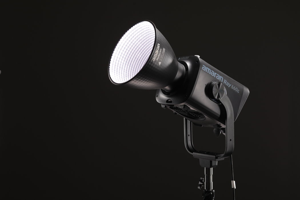 Amaran Ray 660c Bi-Color COB LED Monolight