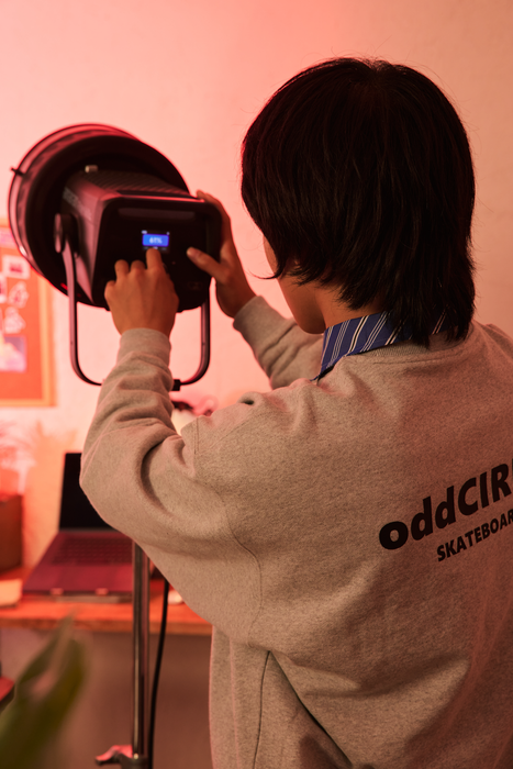 Amaran Ray 660c Bi-Color COB LED Monolight