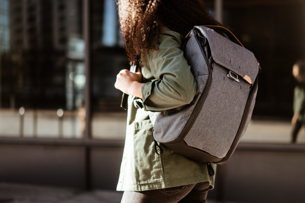 Peak Design Everyday 20L Backpack - Charcoal