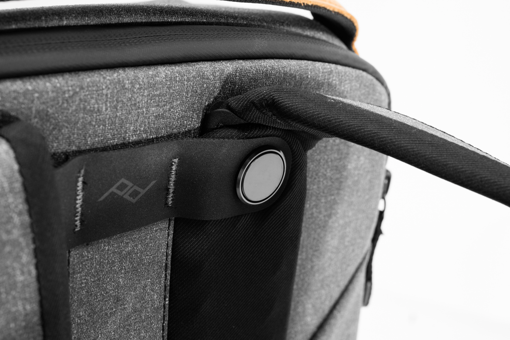 Peak Design Everyday 20L Backpack - Charcoal