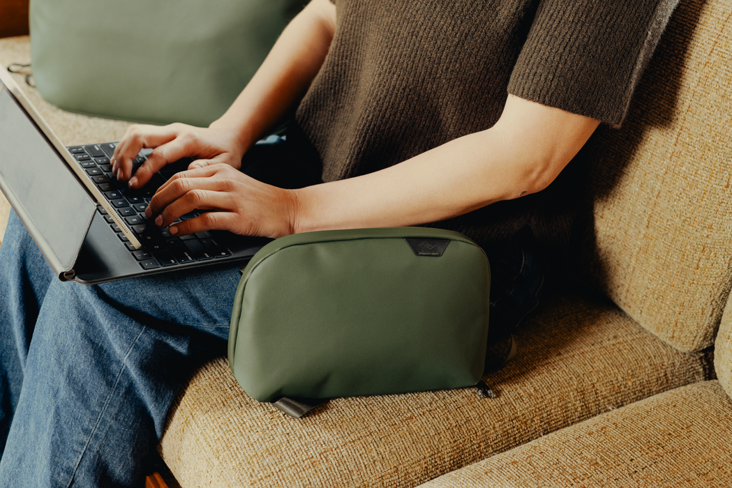 Peak Design Travel Crossbody Bag 3L - Sage