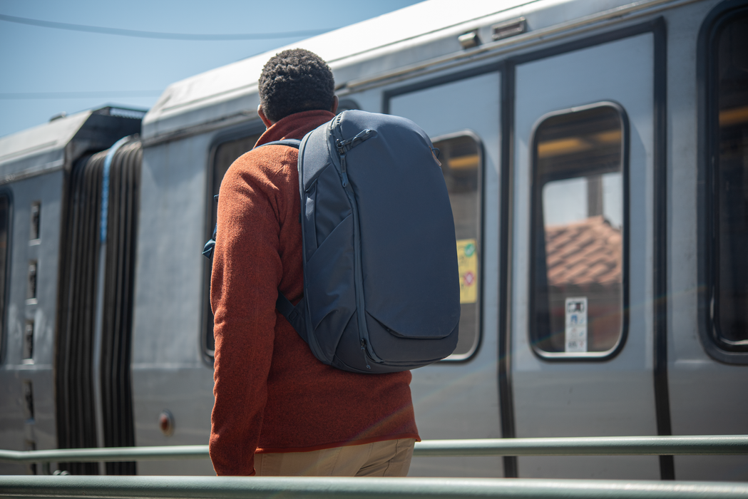 Peak Design Travel 30L Backpack - Midnight