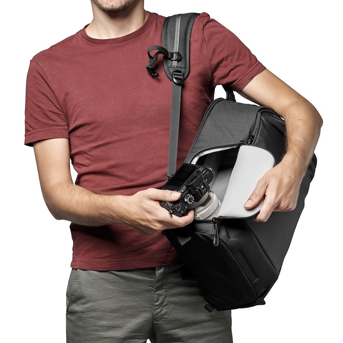 LowePro Flipside 300 AW III 17L Backpack - Black