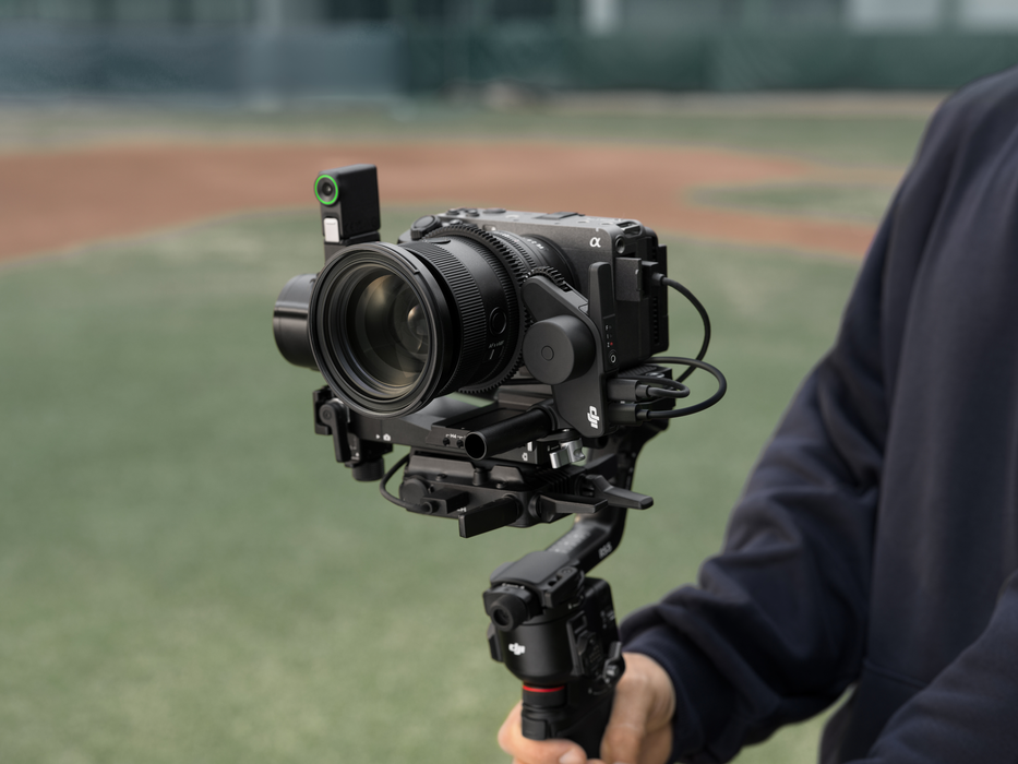 DJI RS 5 Combo Gimbal Stabilizer