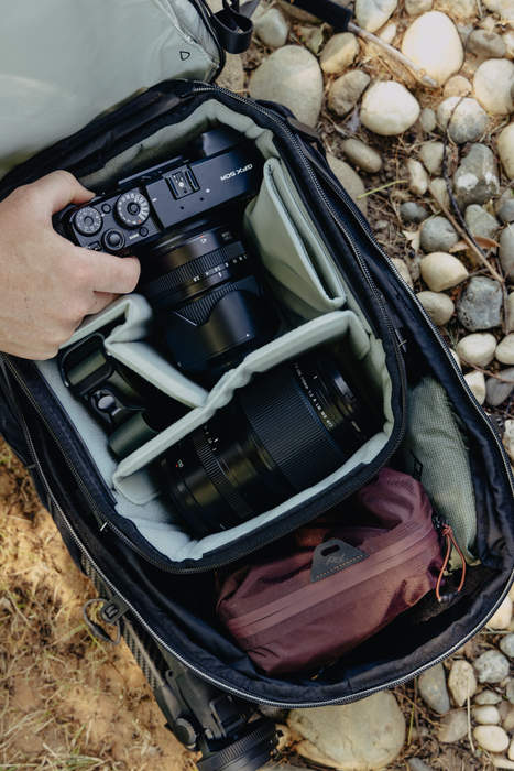 Peak Design Outdoor 18L Backpack - Black