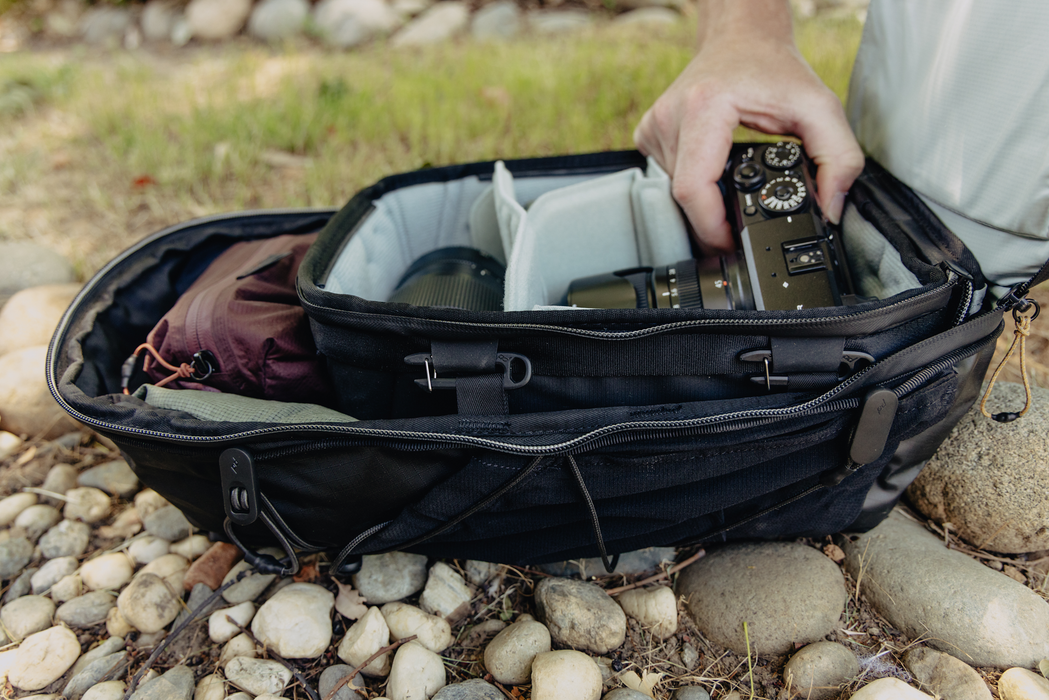 Peak Design Outdoor 18L Backpack - Black