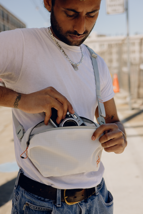 Peak Design Outdoor 2L Sling - Cloud