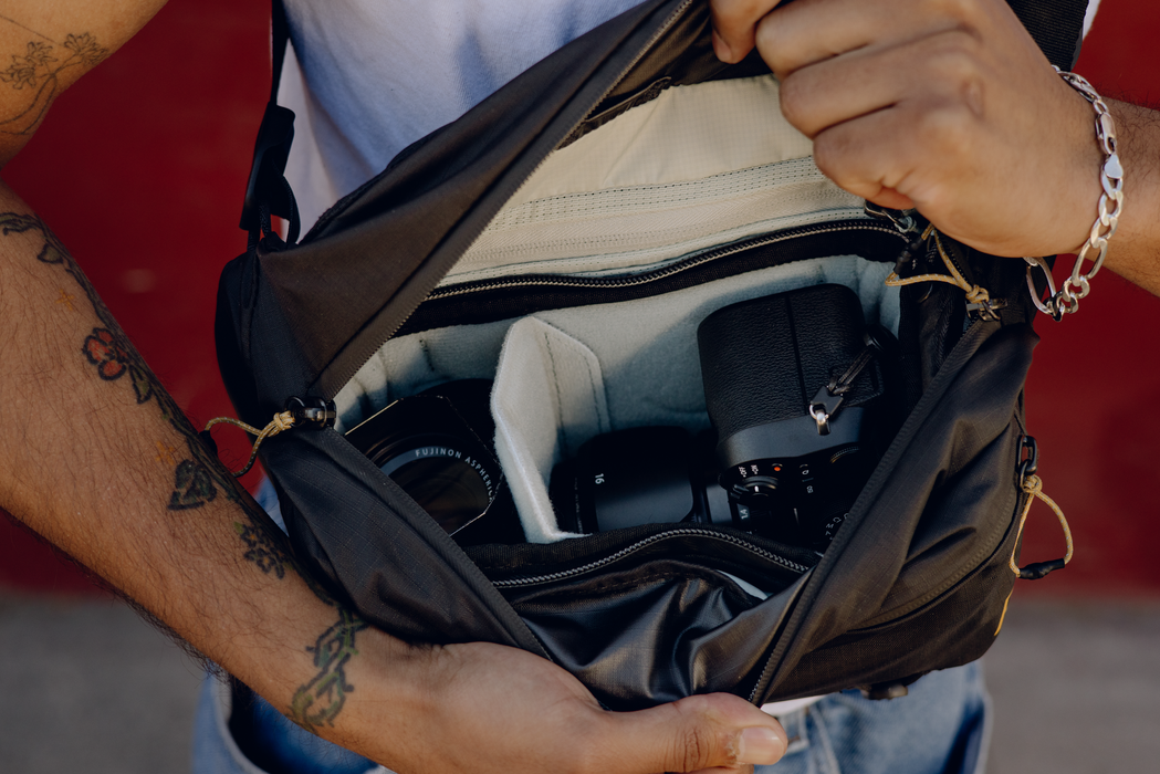 Peak Design Outdoor 7L Sling - Black