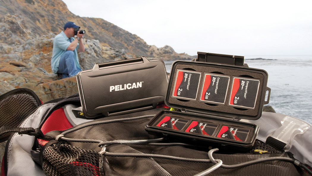 Pelican 0945 Micro Memory Card Case