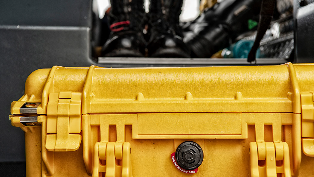 Pelican 1450 Protector Case with Pick-N-Pluck Foam & Lid Foam - Black