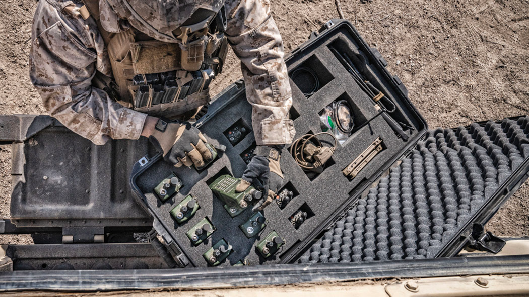 Pelican 1646 Air Case with Pick-N-Pluck Foam & Lid Foam - Black