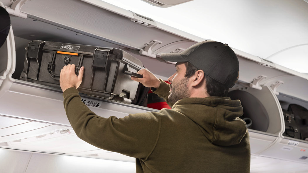 Pelican V525 Vault Rolling Case with Padded Dividers & Lid Foam - Black