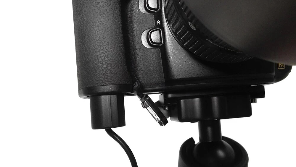 Tether Tools Relay Camera Coupler for Canon Cameras with LP-E12 Battery