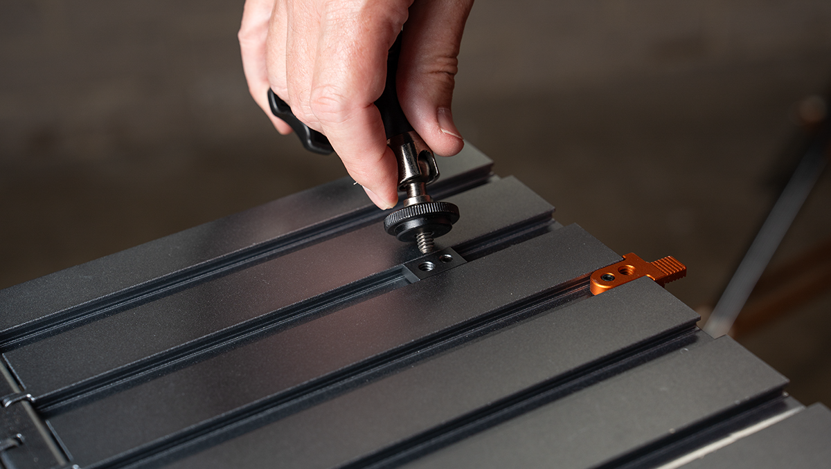 TetherTools AeroTrac Workstation System