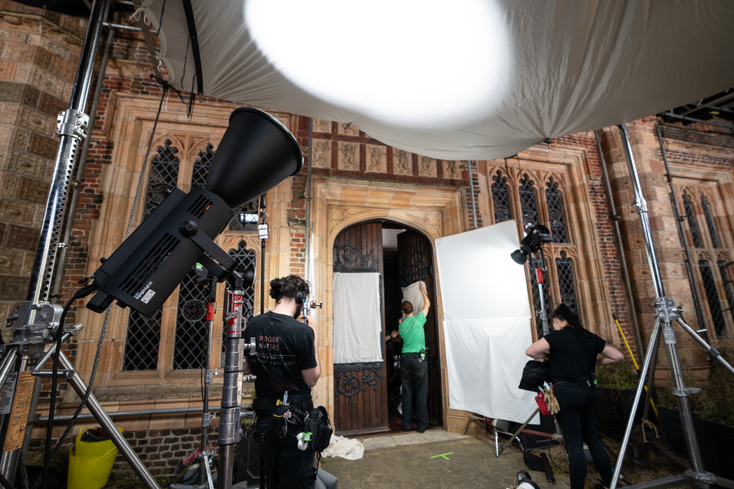 Profoto L1600D Daylight Mono-LED Light Kit