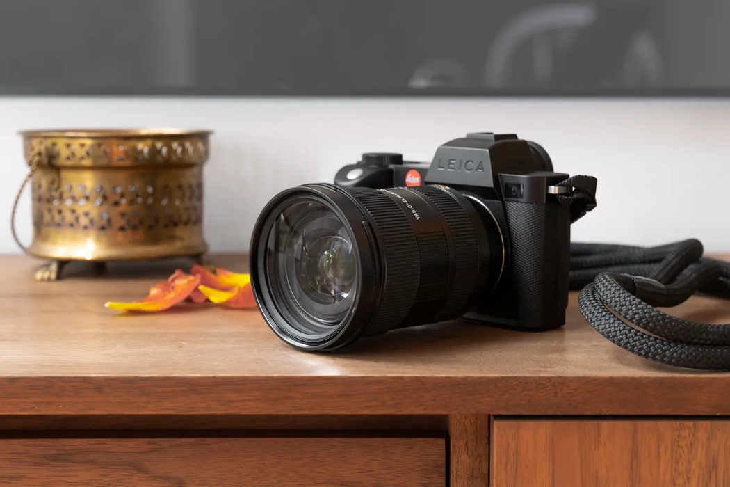 Leica Vario-Elmarit-SL 24-90mm f/2.8-4 ASPH. Lens - Black