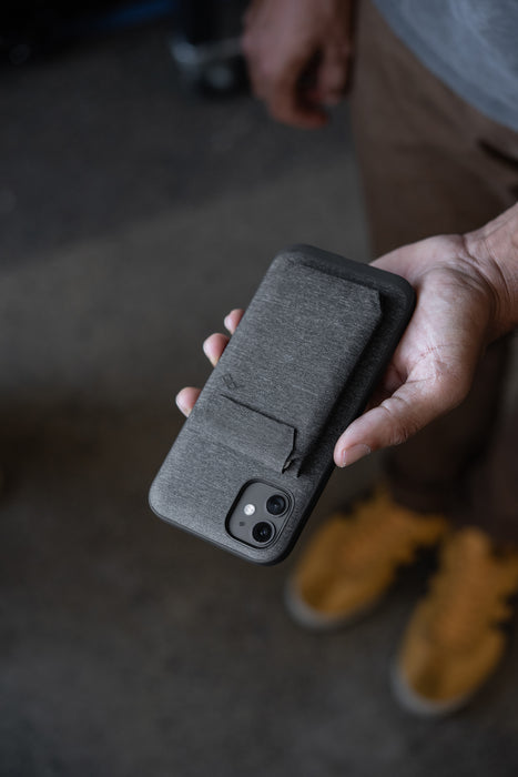 Peak Design Mobile Wallet Stand - Charcoal