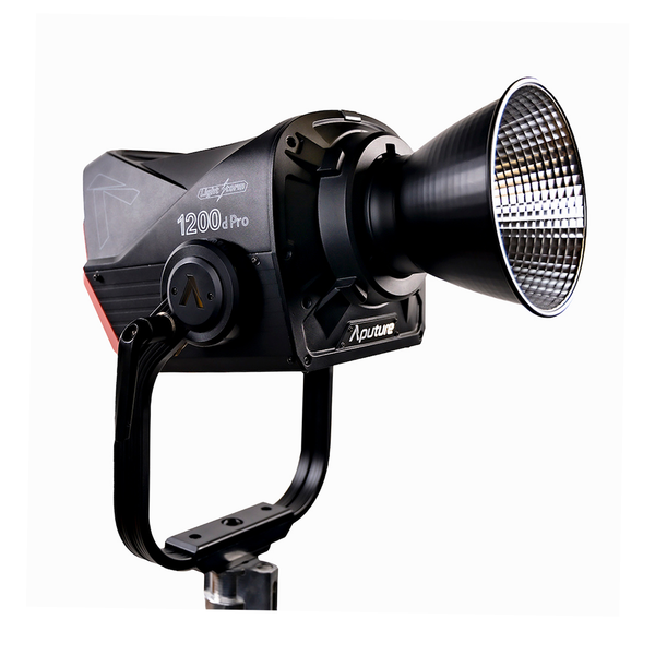 Aputure 1200d ＋　フレネル Aputure Light Storm 1200d Pro LED Light — Glazer's Camera