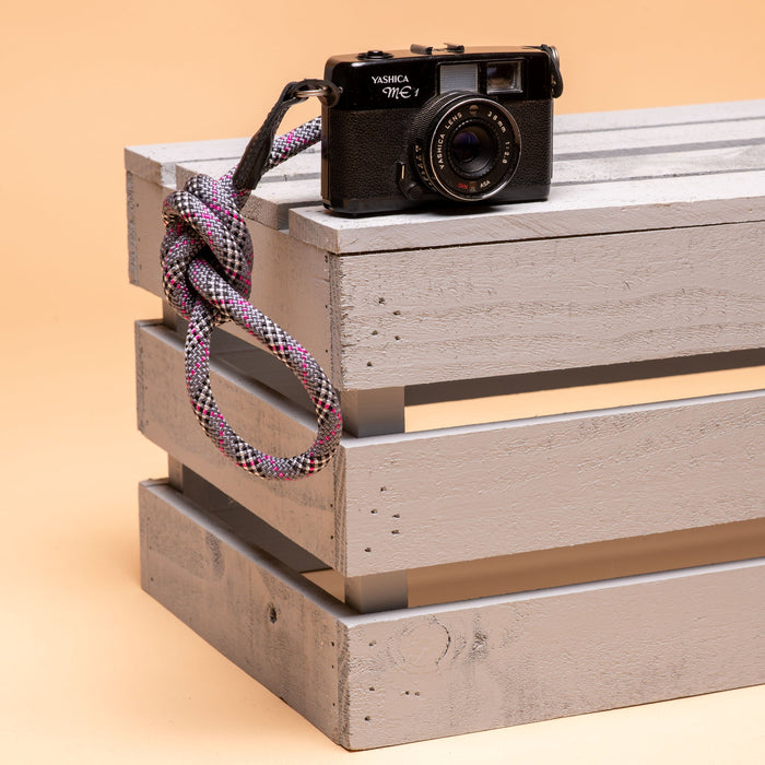Cooph Rope Camera Strap, 45.3" (115cm) - Plaid Gray Fuchsia