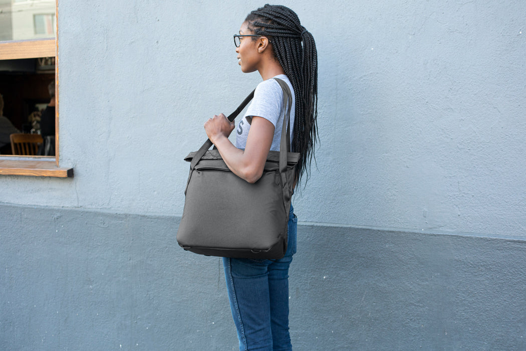 Peak Design Everyday Tote L v2   Black